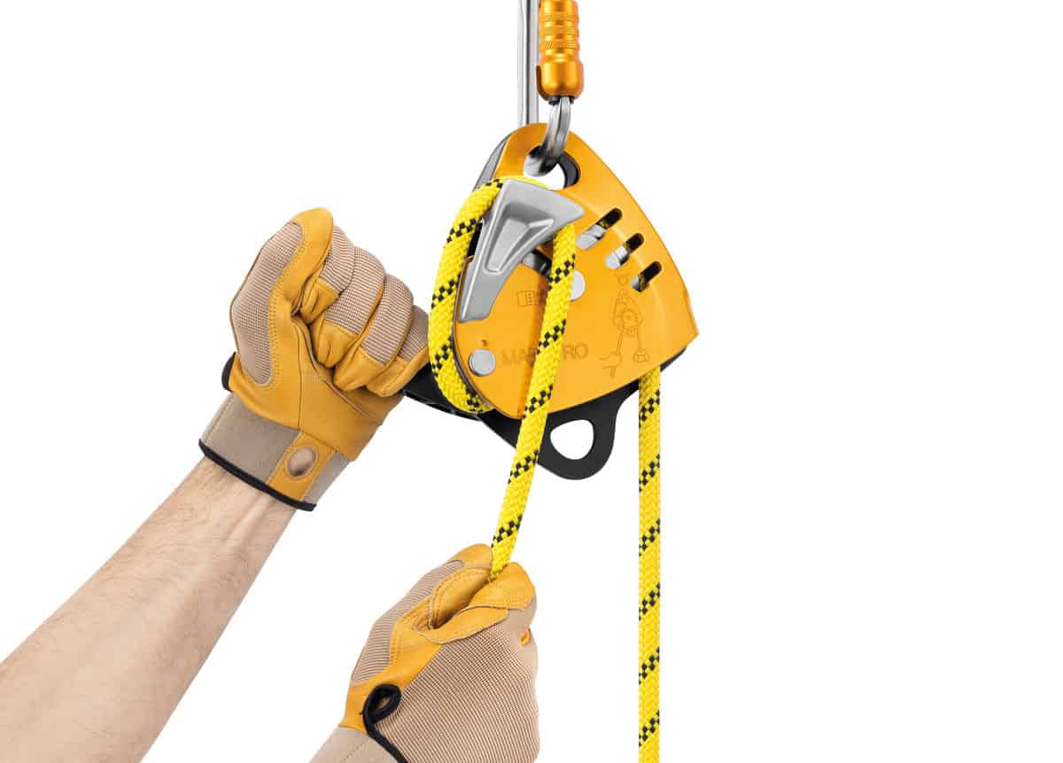 Utilizando o Lezard - Equipamento Petzl - Spelaion Brasil