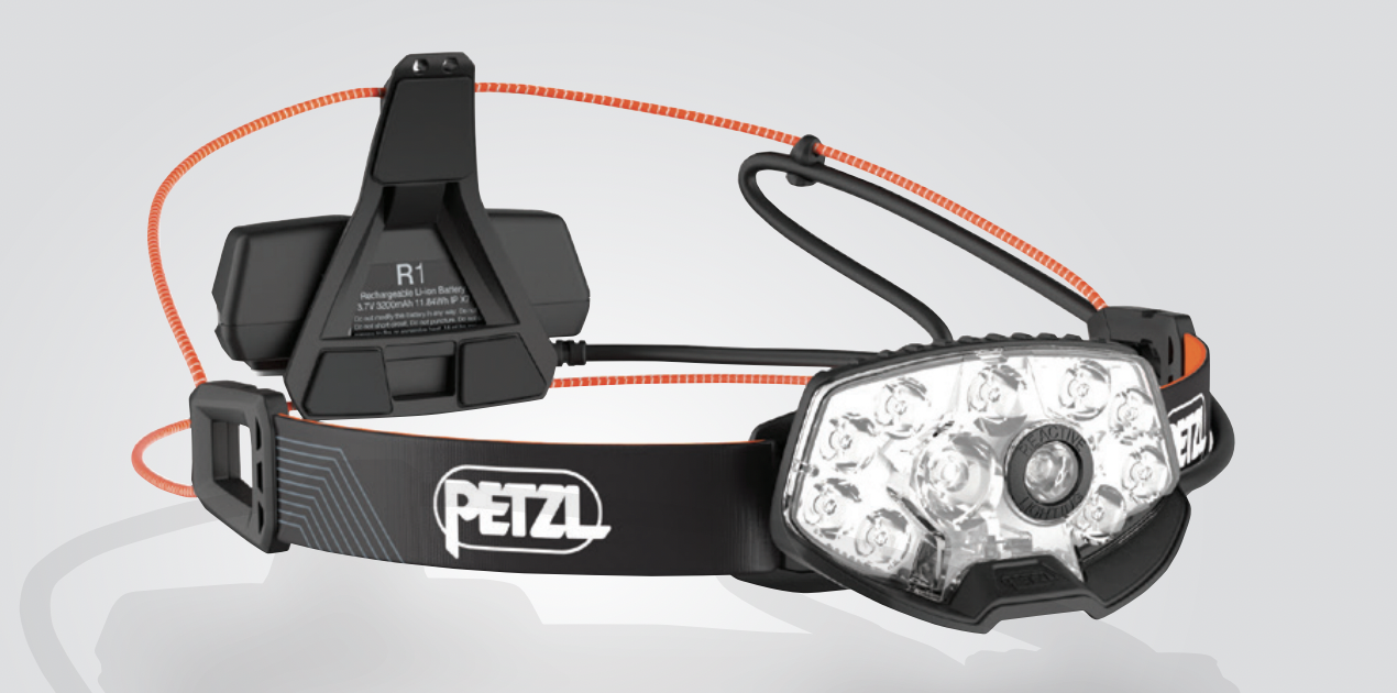 Petzl Nao RL Black 1500 lm Headlamp Headlamp - Muziker